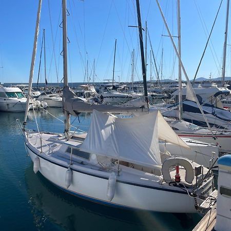 Yacht Studio Galarne Saint-Raphael  Bagian luar foto